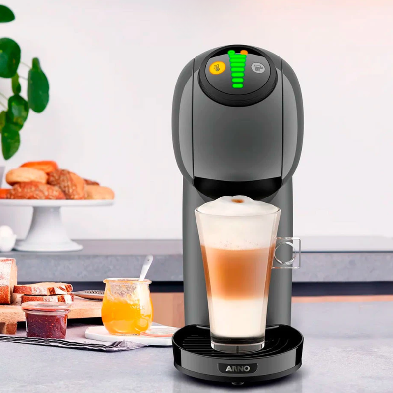 Combo Cafeteira Dolce Gusto Genio S Plus + 5 Cápsulas Nescafé de Brinde